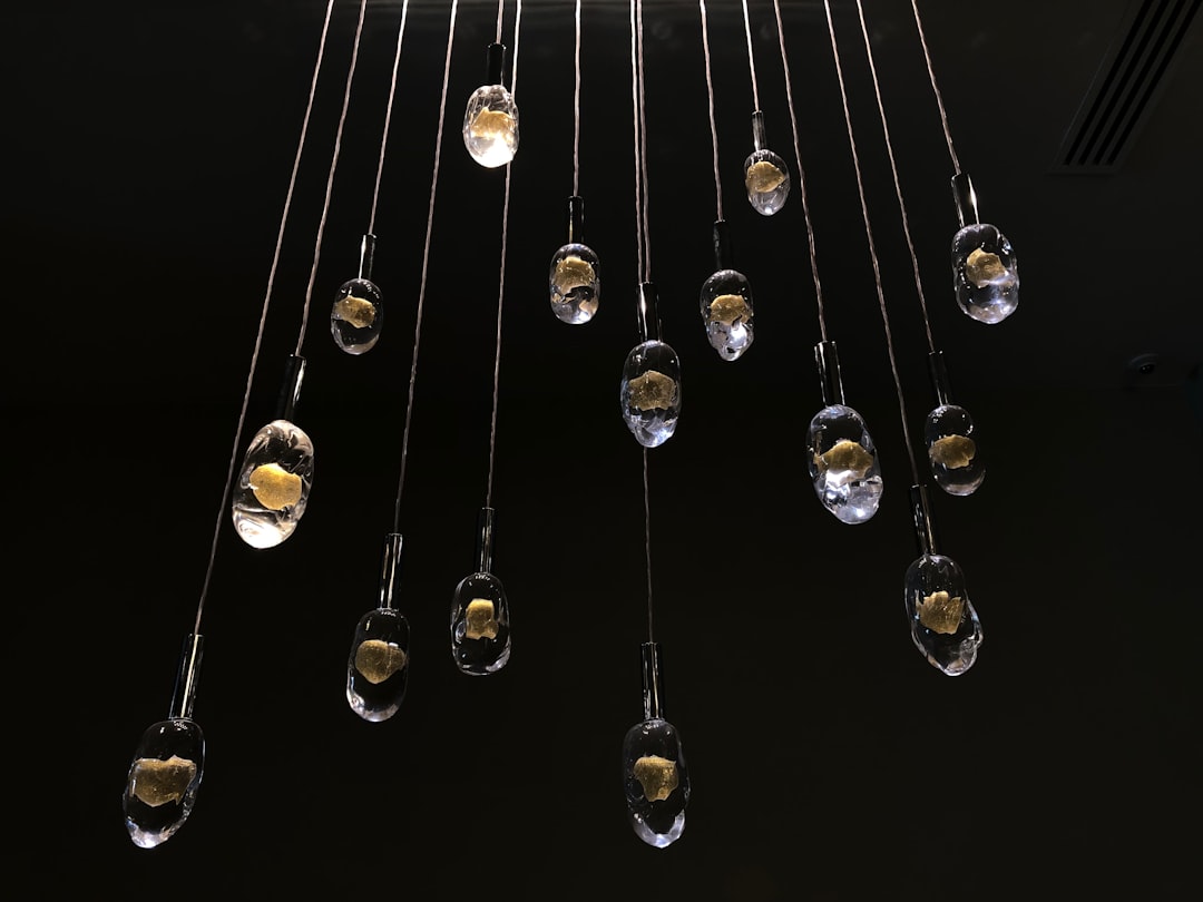 Photo Minimalist Metal Chandeliers